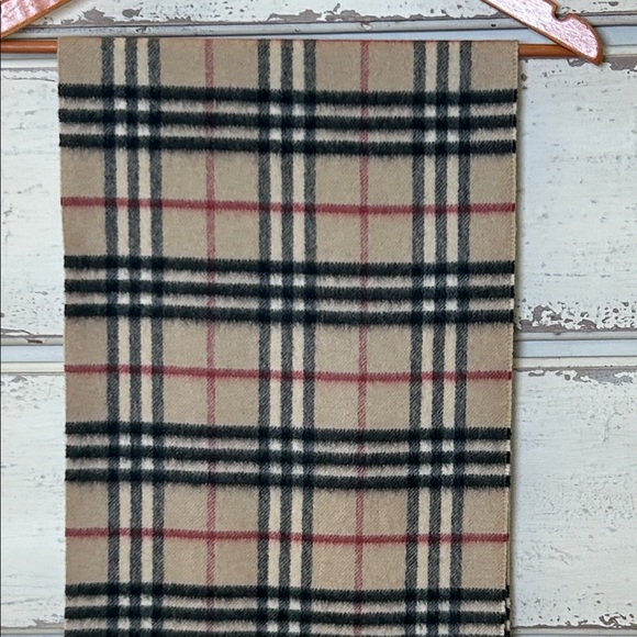 Vintage Burberry Cashmere Scarf Classic Check Made in England - Picture 2 of 7